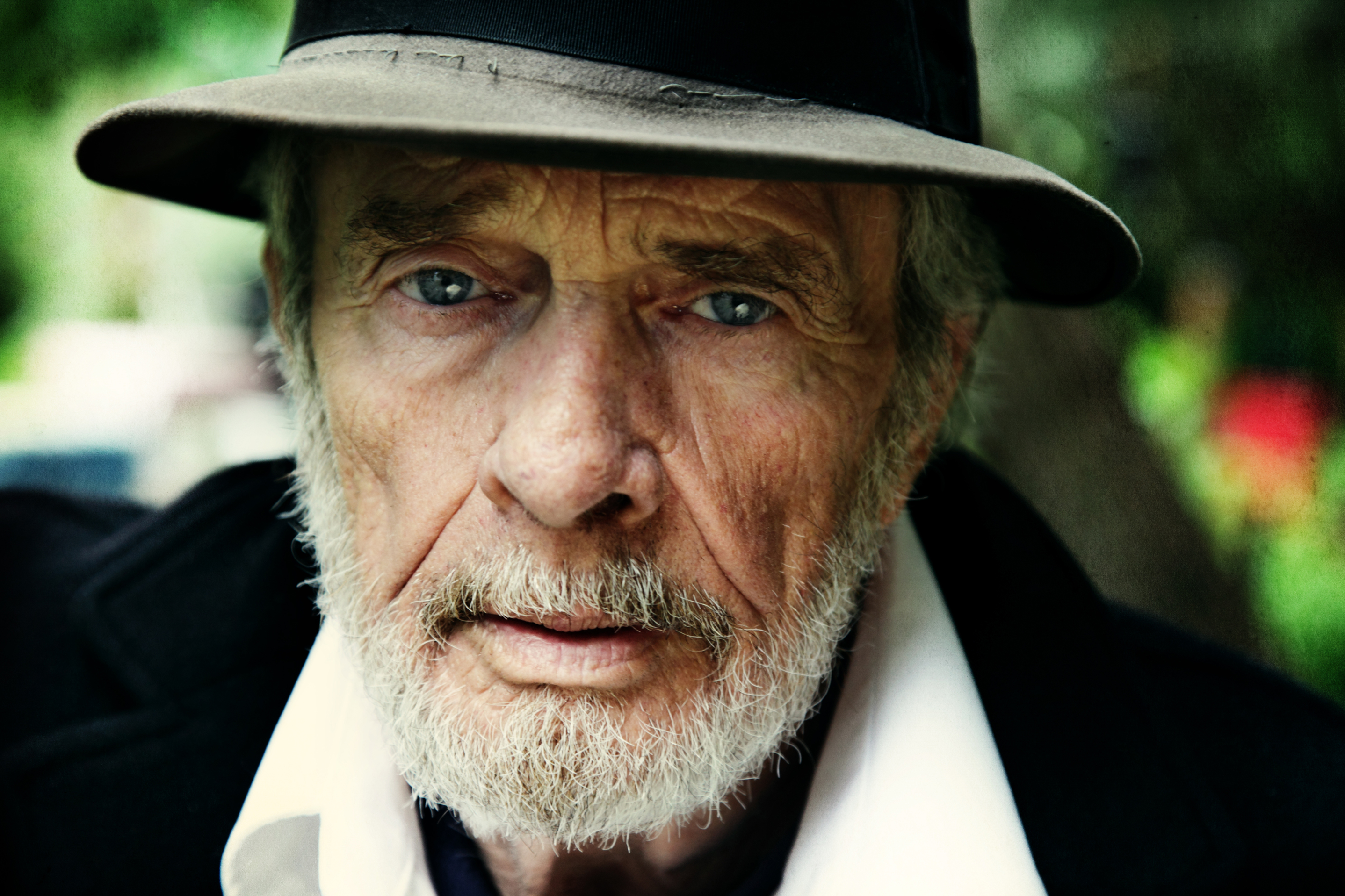 Merle Haggard dead at 79 - Listen Here Reviews
